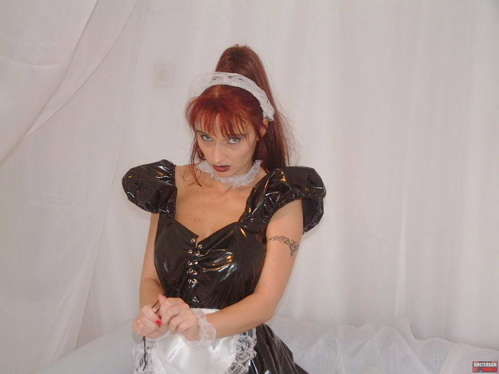 Amsterdam Rubber Nasty maid in black latex porno foto #424622698