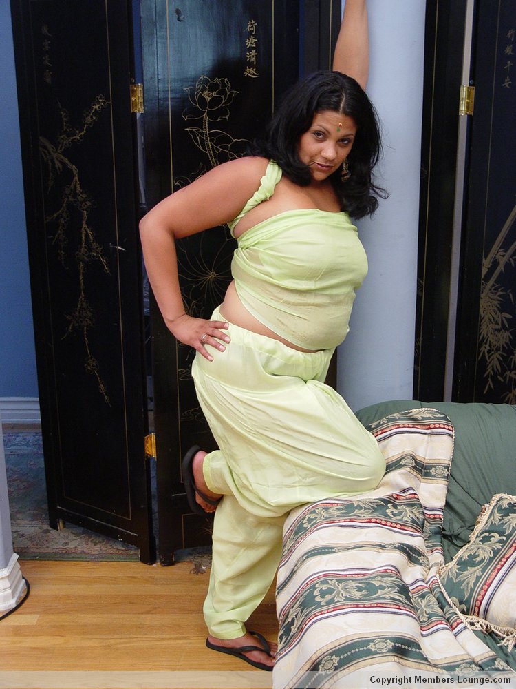 Platinum Indian Chubby Indian model strips photo porno #425071688