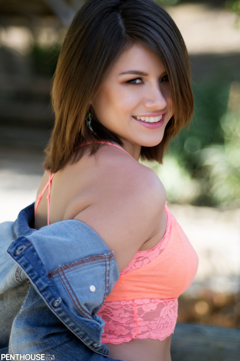 Solo model Shyla Jennings gets naked outdoors in cowgirl boots for Penthouse ポルノ写真 #426948257