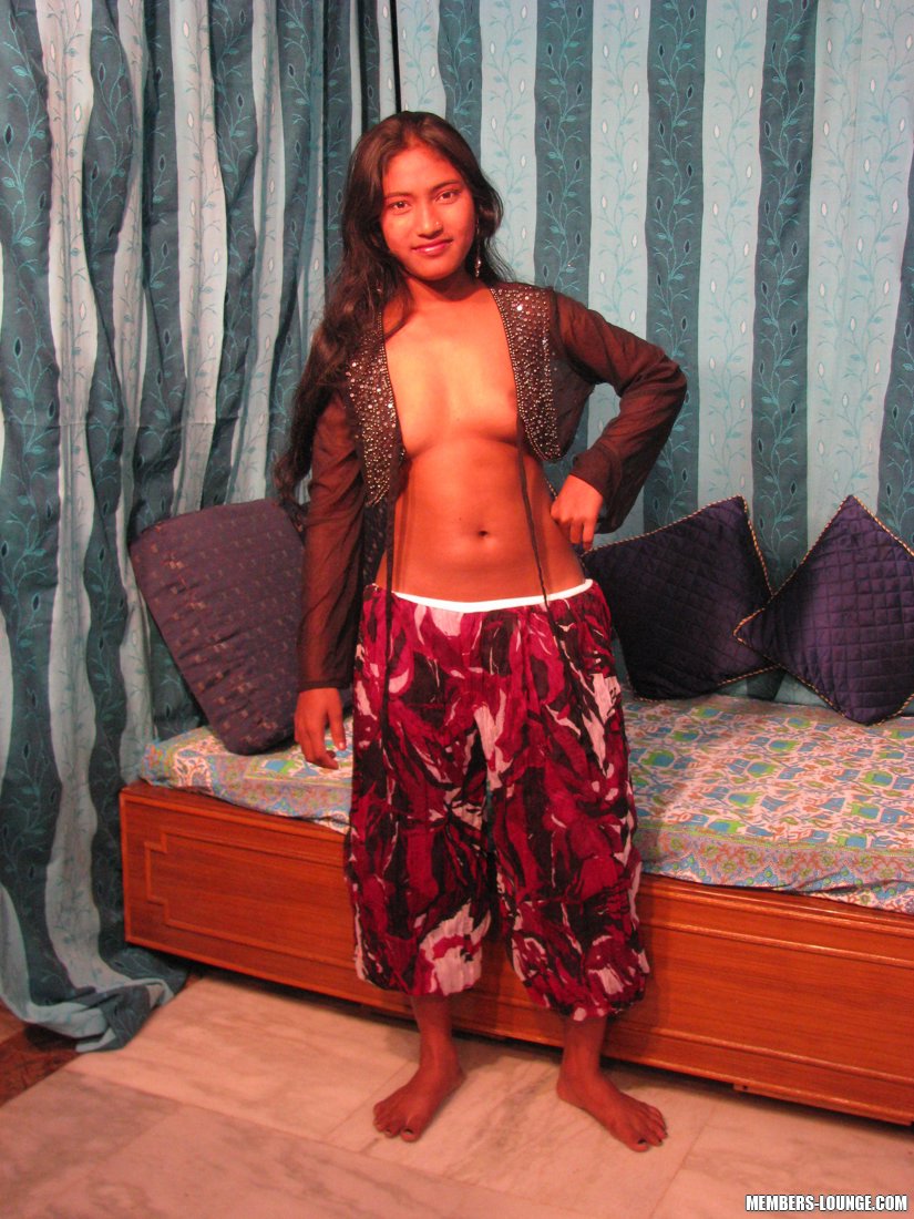 Indian Sex Lounge Take out your Clothes hun zdjęcie porno #425110182