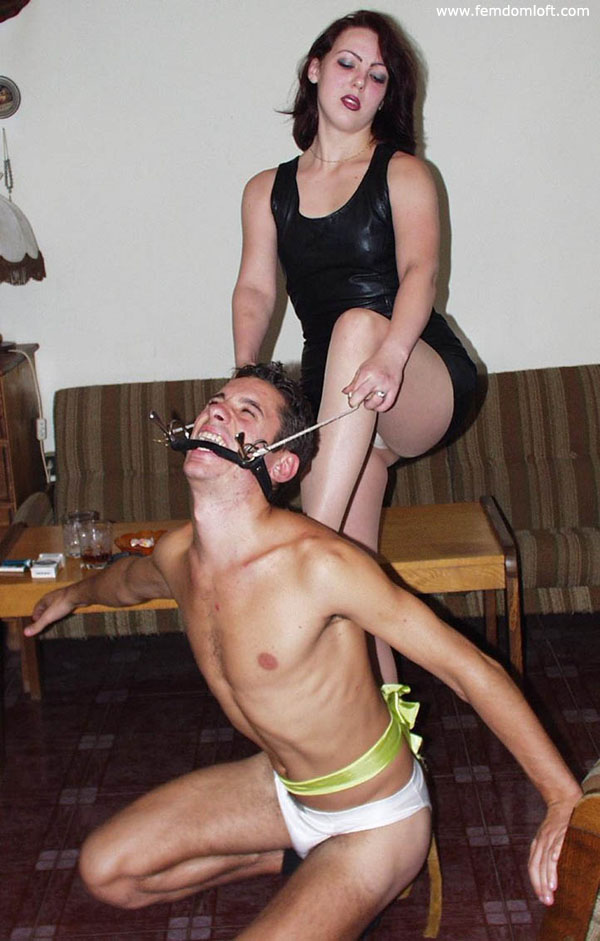 Superior Mistress enjoys humiliating and using her slave including him being a Porno-Foto #422819152