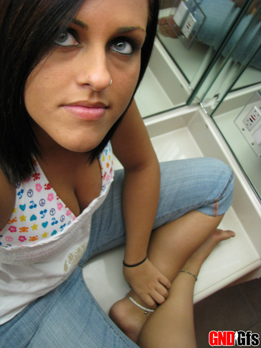 Amateur girl with striking eyes takes safe for work self shots foto porno #422579873