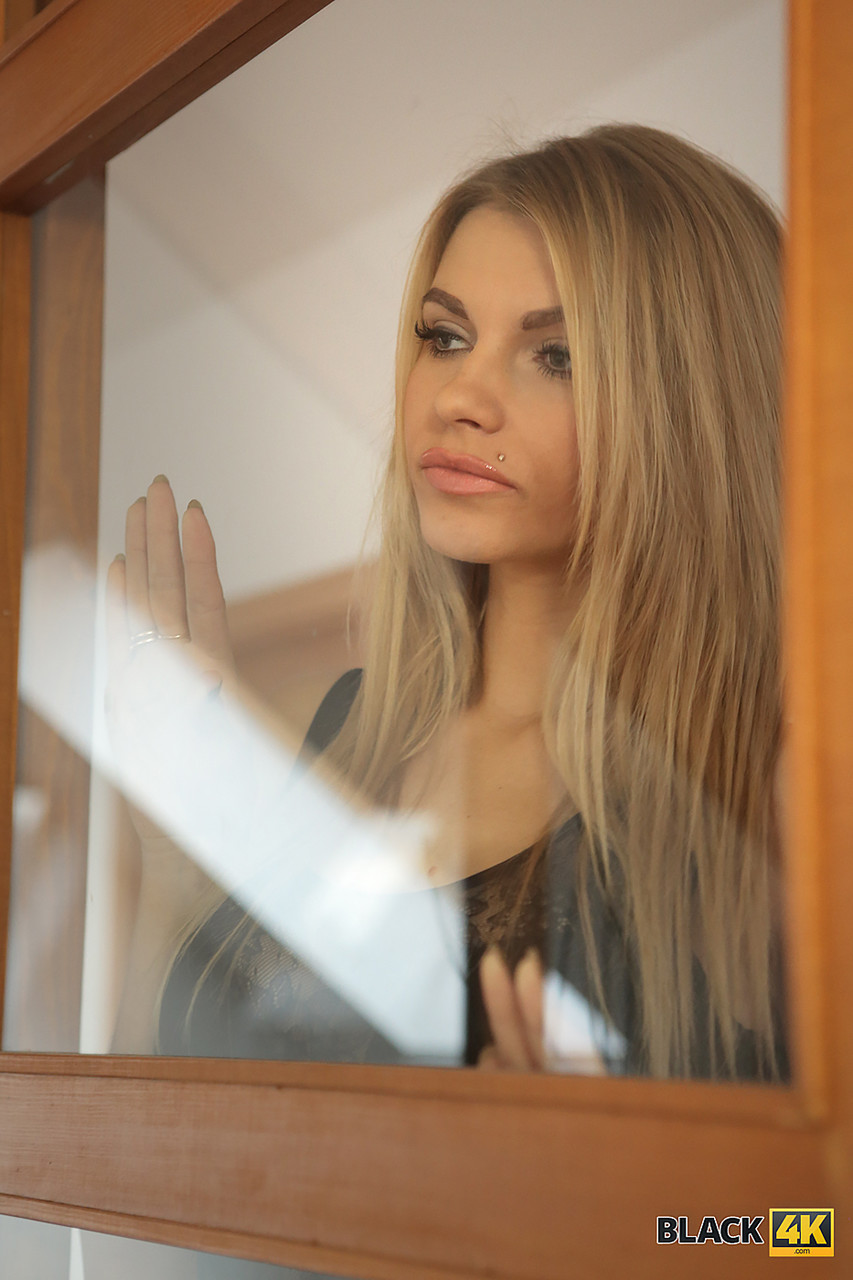 Beautiful blonde Karina Grand seduces her black lover in black lingerie foto porno #424105276