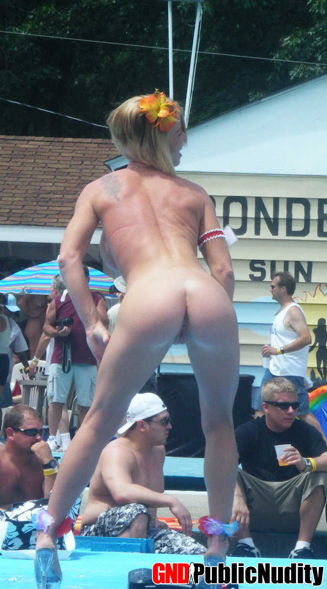 Naked strippers decorate the stage during an outdoor festival porno foto #426426573 | GND Public Nudity Pics, Public, mobiele porno