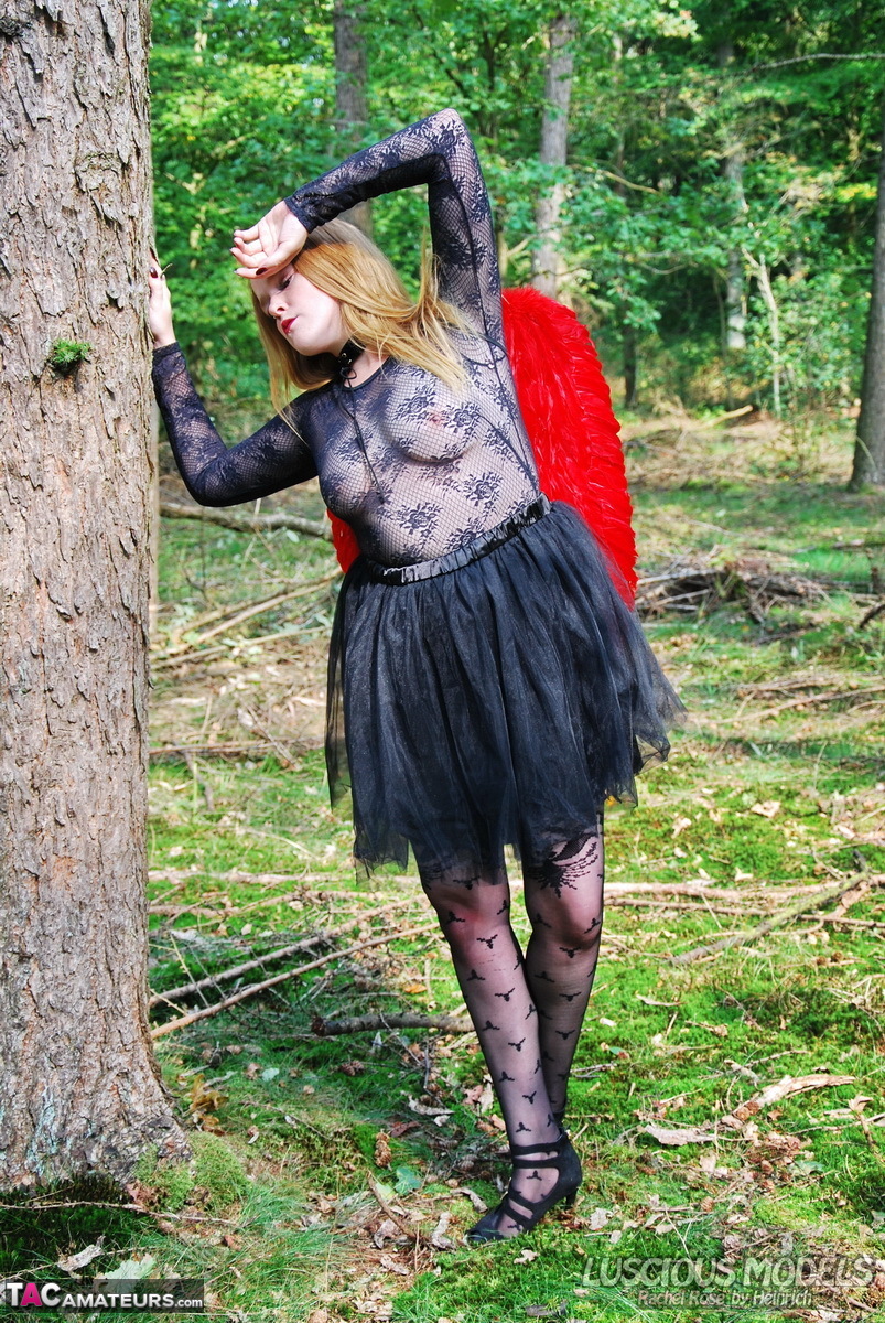 Amateur woman Luscious Models poses in the forest in a cosplay clothing порно фото #423245317 | TAC Amateurs Pics, Luscious Models, Cosplay, мобильное порно