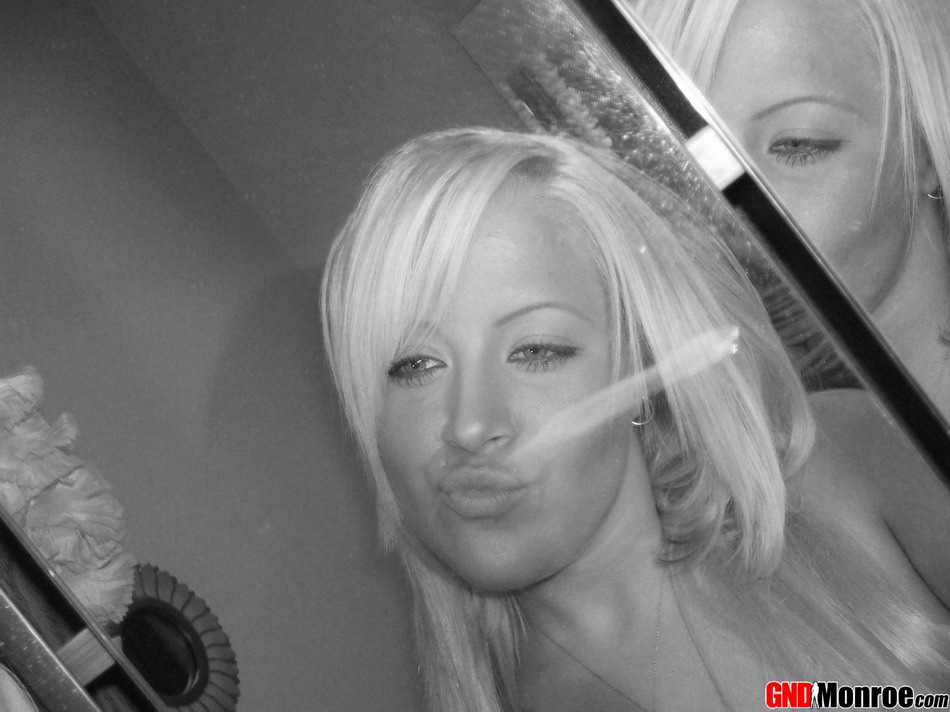 Monroe takes self pictures of her tight teen body in the mirror