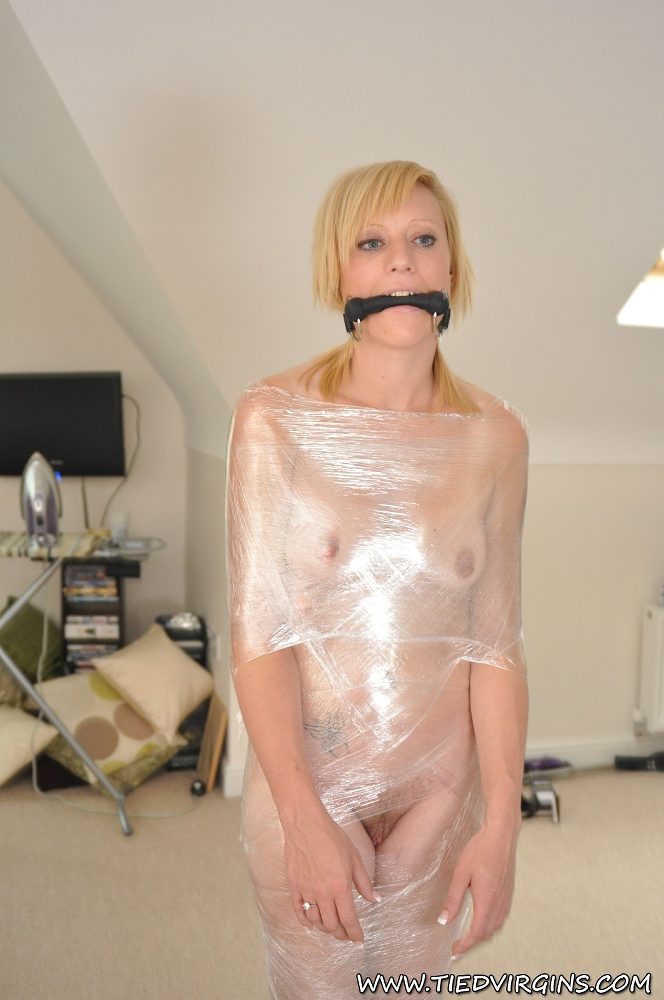 Wrapped up in plastic and forced to cum porno fotoğrafı #425833362