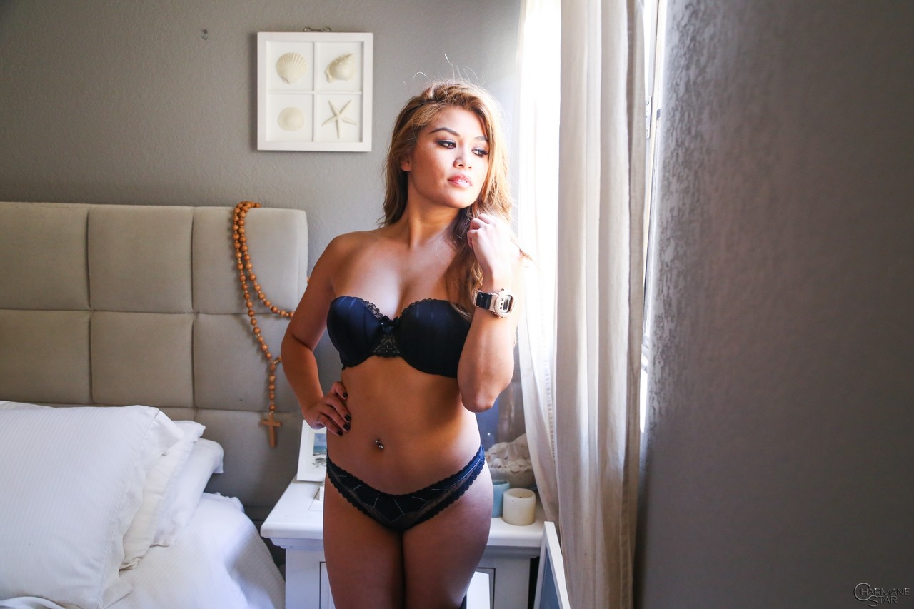 Hot Asian MILF Charmane Star models her flawless body in bikini & nude 色情照片 #426852170 | Fame Digital Pics, Charmane Star, Beach, 手机色情