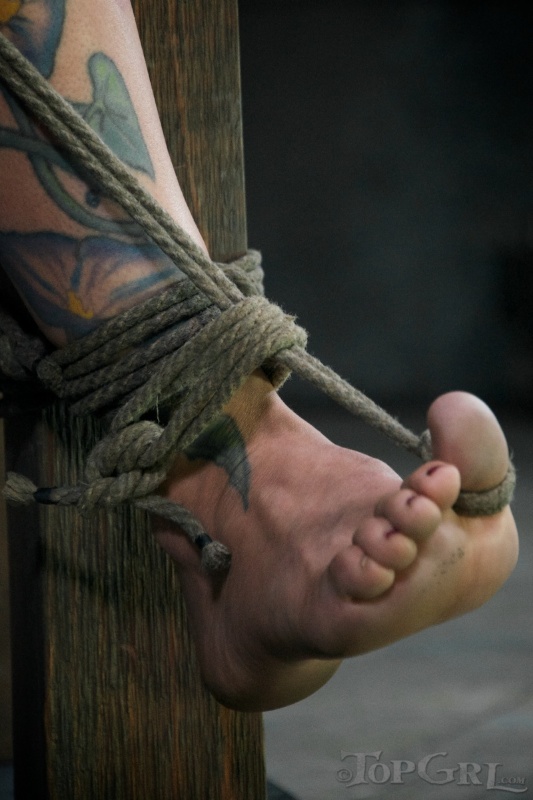 Bound slave Rain DeGrey endures rope torture & brutal BDSM strapon fucking 色情照片 #422613786