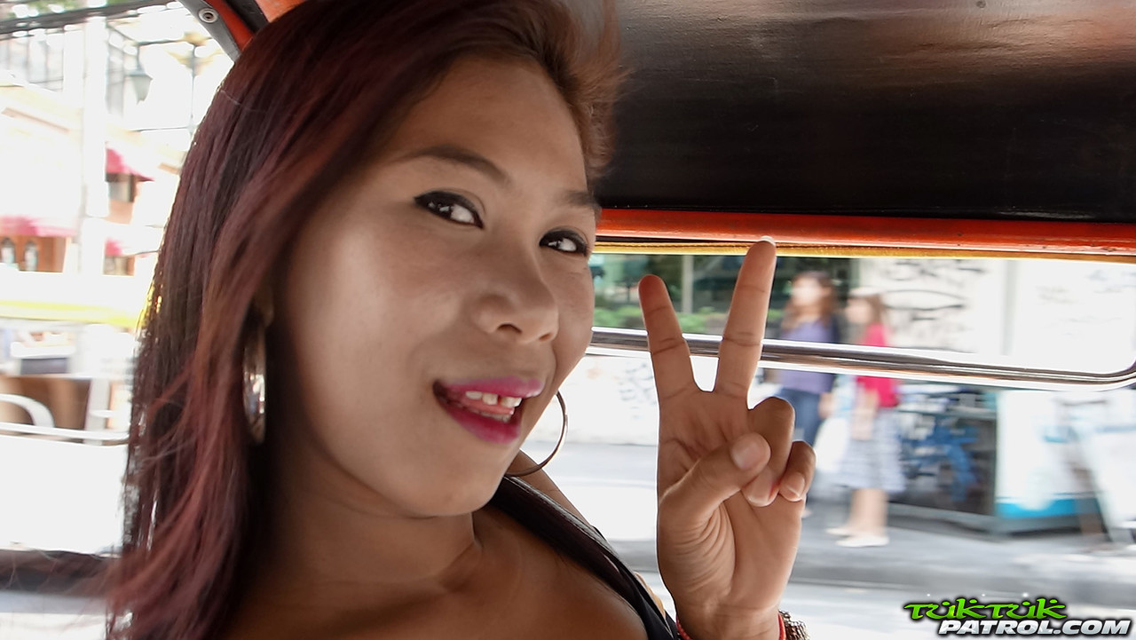 Thai hooker gets fucked in the ass by a sex tourist with a big dick foto porno #424180850 | Tuk Tuk Patrol Pics, Kiwi, Thai, porno ponsel
