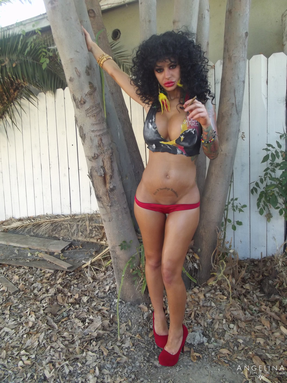 Latina girl Angelina Valentine touts her booty while on the street in a bikini foto porno #424812416 | Angelina Valentine Pics, Angelina Valentine, Fake Tits, porno mobile