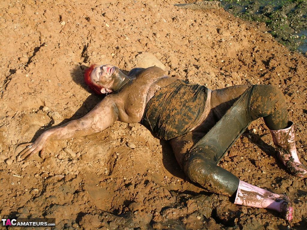 Mature redhead Valgasmic Exposed covers her fat body in mud porn photo #424927039 | TAC Amateurs Pics, Valgasmic Exposed, Chubby, mobile porn