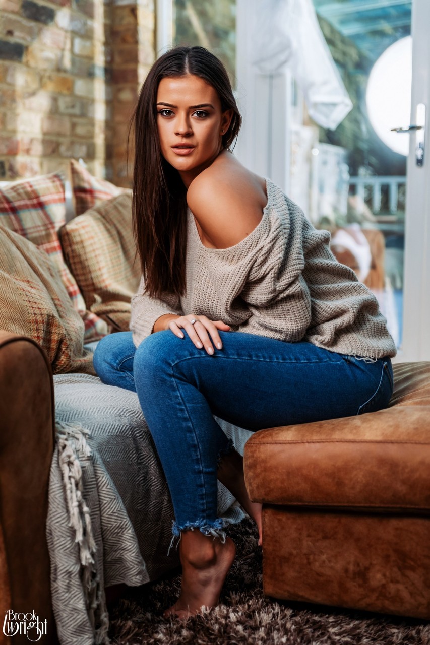 UK teen Brook Wright releases her nice tits from a sweater while disrobing foto pornográfica #422921957 | All Brook Wright Pics, Brook Wright, Jeans, pornografia móvel