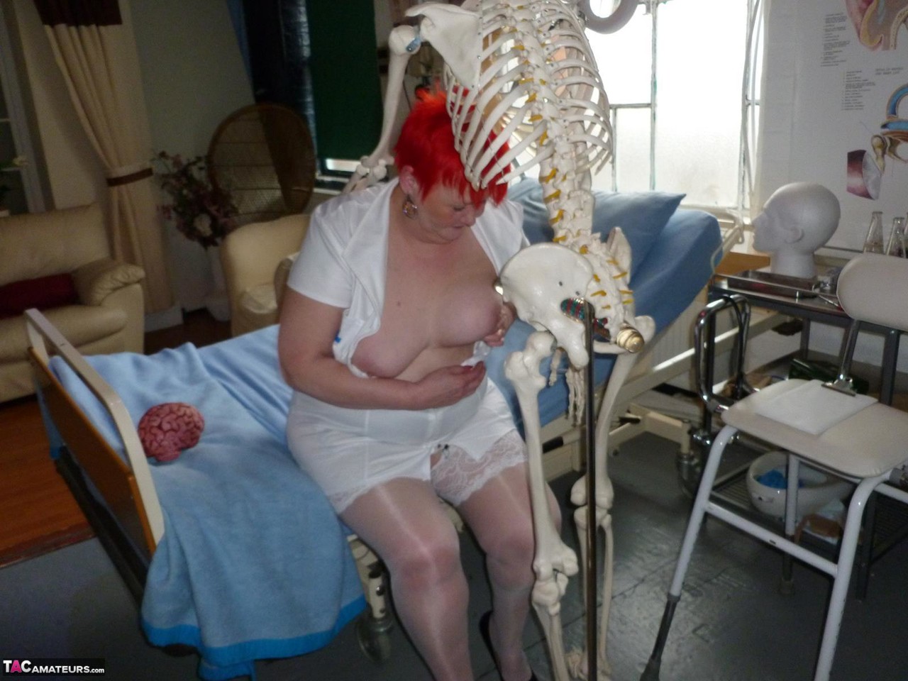 Older redhead nurse Valgasmic Exposed gets banged by a dildo wielding skeleton 色情照片 #425285471 | TAC Amateurs Pics, Valgasmic Exposed, Cosplay, 手机色情