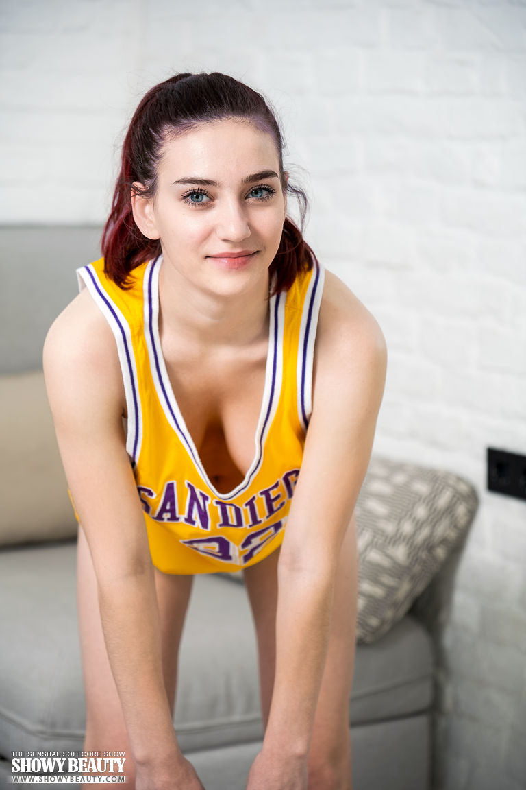 Teen amateur Gloria sheds workout clothes to pose nude with her legs spread ポルノ写真 #424221047 | Showy Beauty Pics, Gloria Sol, Teen, モバイルポルノ
