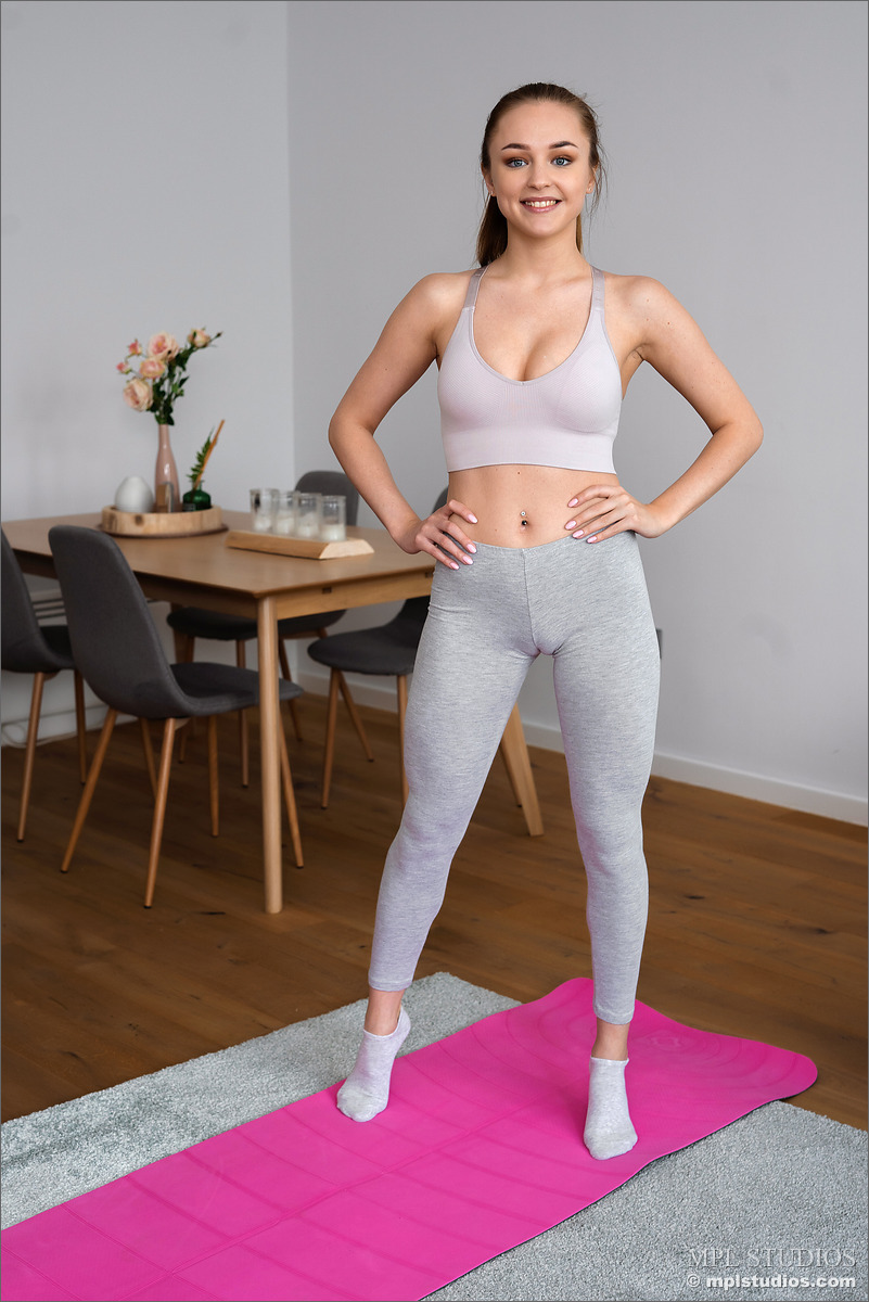 Brunette solo girl doffs spandex clothing to get naked on her yoga mat porno foto #424238486 | MPL Studios Pics, Alya Stark, Clothed, mobiele porno