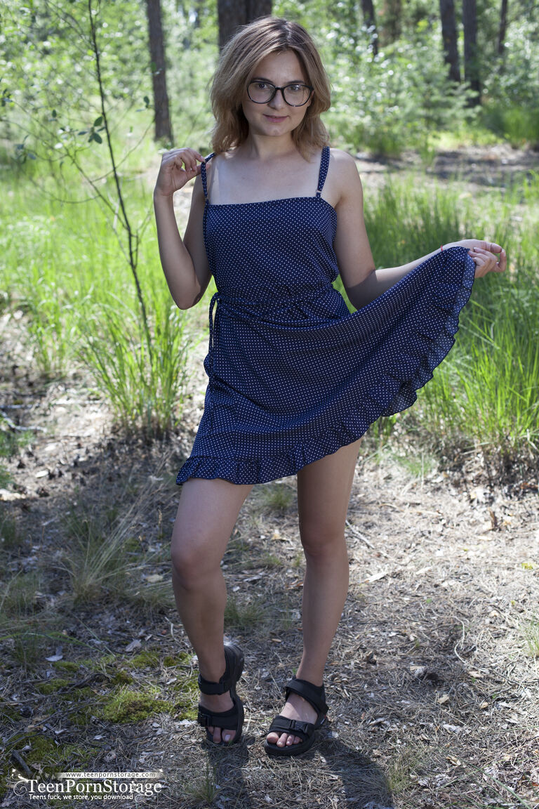 Nerdy Teen Mia Takes Off Her Glasses And A Dress To Model Naked In The Woods