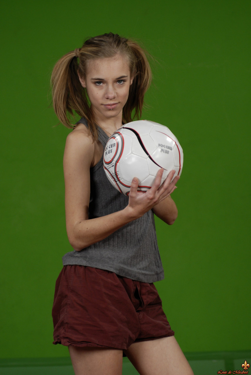 Petite girl Kelly exposes a breast while holding a soccer ball 色情照片 #426703870 | Louis De Mirabert Pics, Kelly, Sports, 手机色情