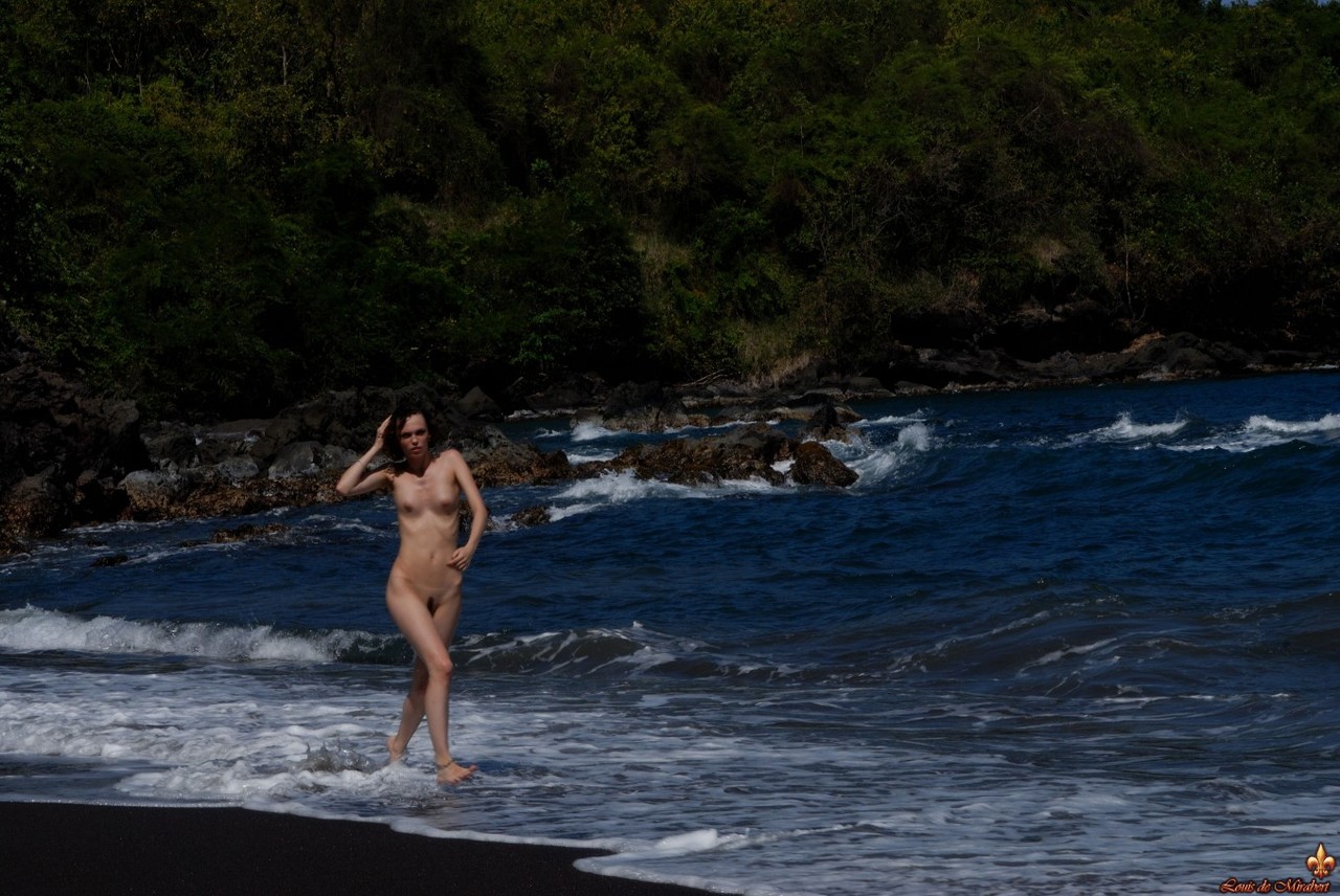 Louis De Mirabert Thin Liana on a Caribbean beach foto porno #427185781