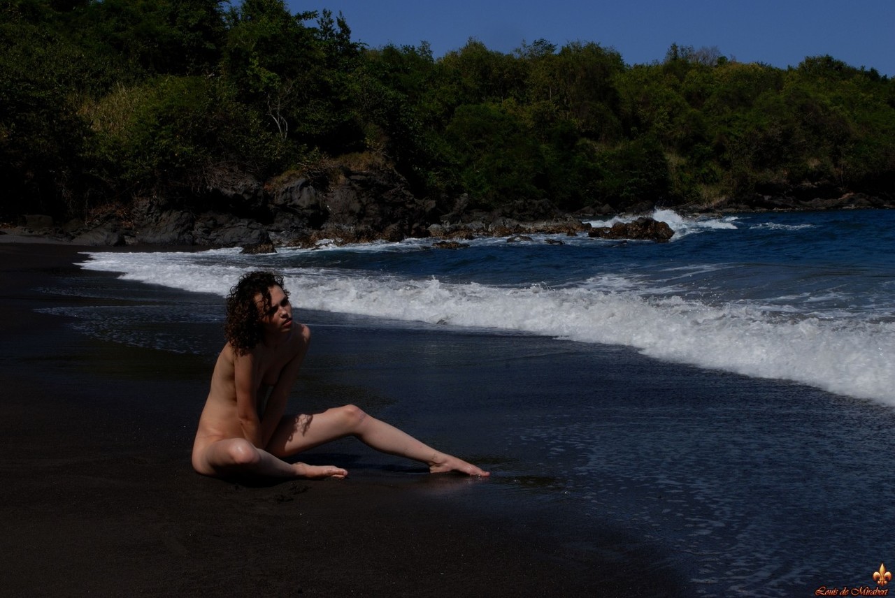 Louis De Mirabert Thin Liana on a Caribbean beach foto porno #426806384