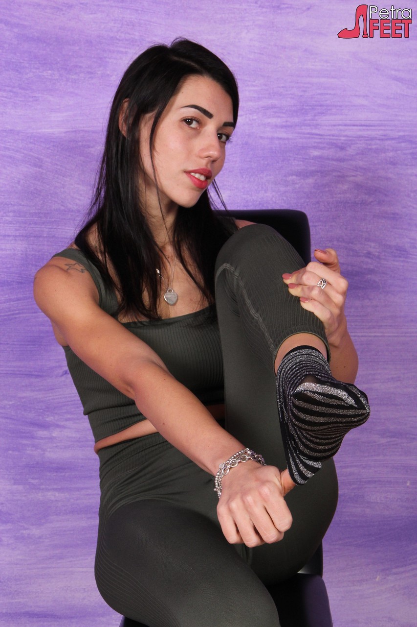 Clothed female frees her feet from Nike sneakers and sweaty socks zdjęcie porno #426793284 | Petra Feet Pics, Petra, Yoga Pants, mobilne porno