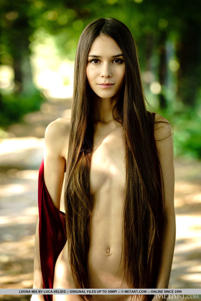 Solo Girl With Long Hair Leona Mia Gets Naked On A Bench On A Tree Lined Drive
