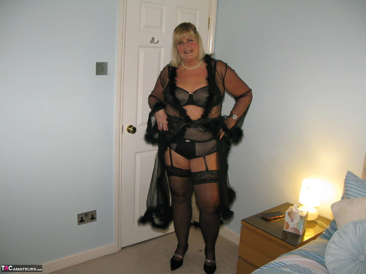 Mature Bbw Chrissy Uk Takes Selfies In Lingerie Before Showing Her Tits Twat