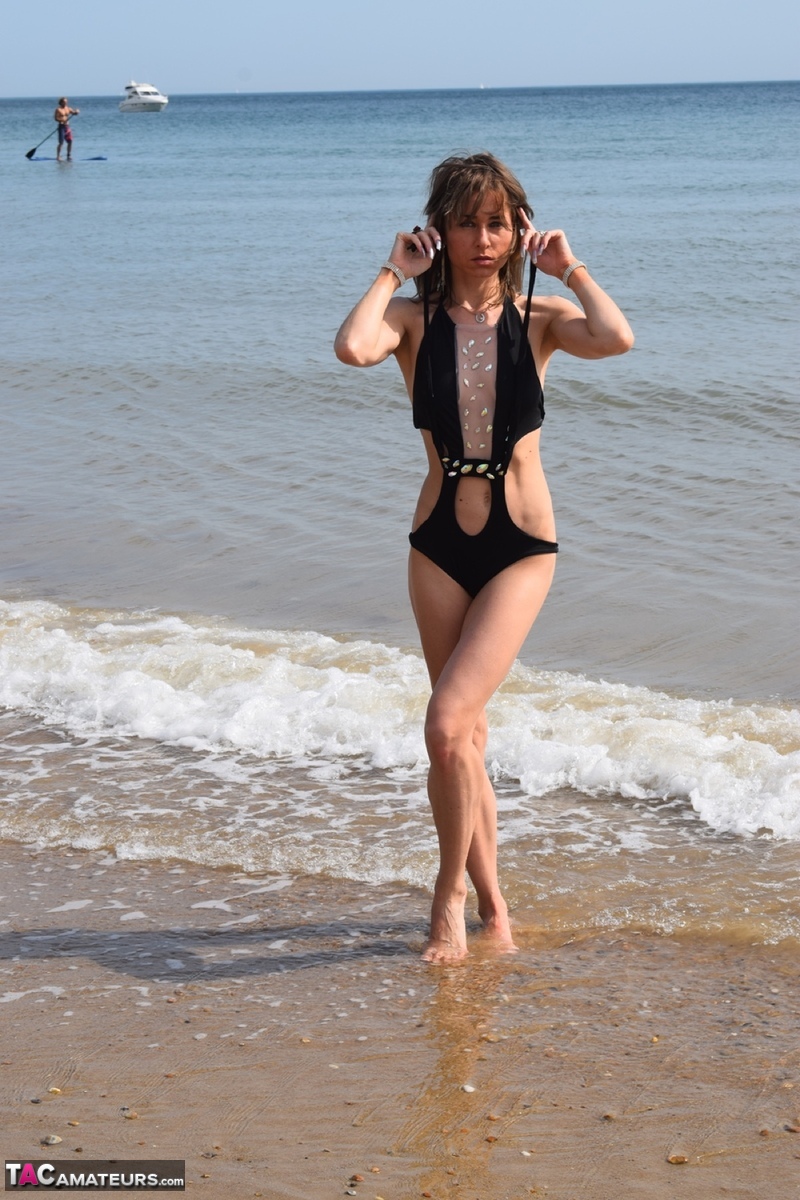 Slender female models a bathing suit while at a deserted beach ポルノ写真 #428703106 | TAC Amateurs Pics, Phillipas Ladies, Bikini, モバイルポルノ