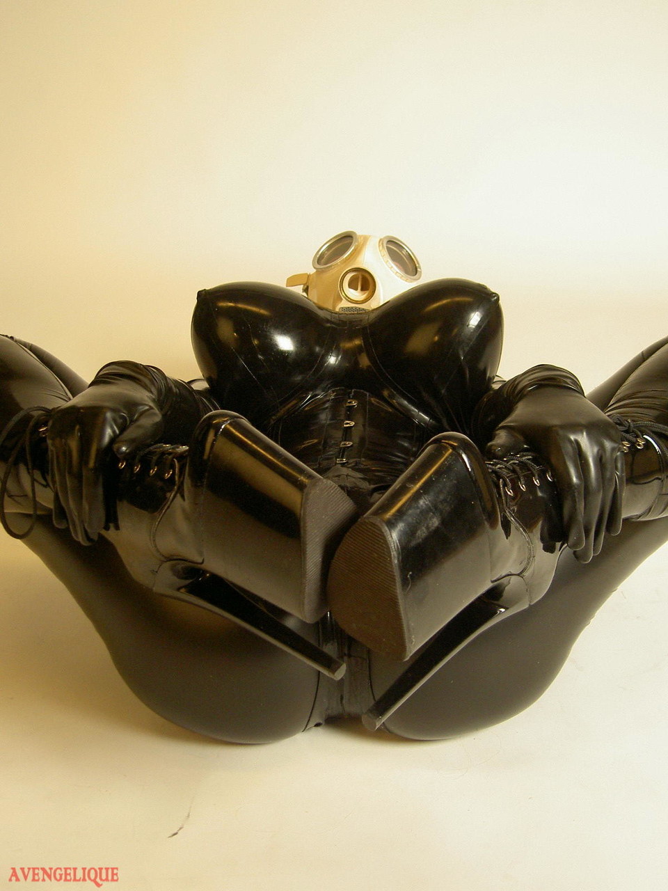 Solo model Darkwing Zero sports a gas mask while modelling latex clothing porn photo #426906962