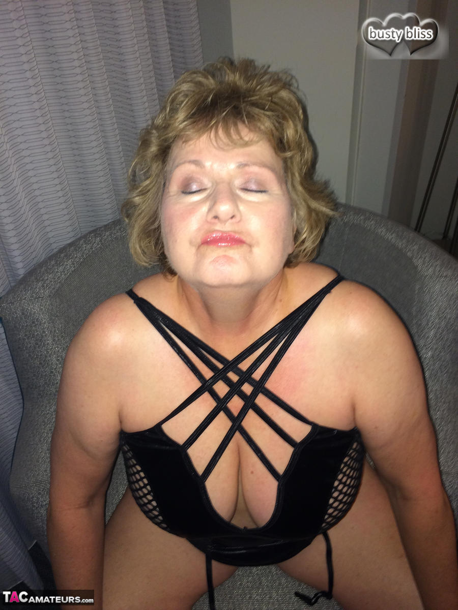 Older woman Busty Bliss receives a pearl necklace during POV action порно фото #425528358 | TAC Amateurs Pics, Busty Bliss, Latex, мобильное порно