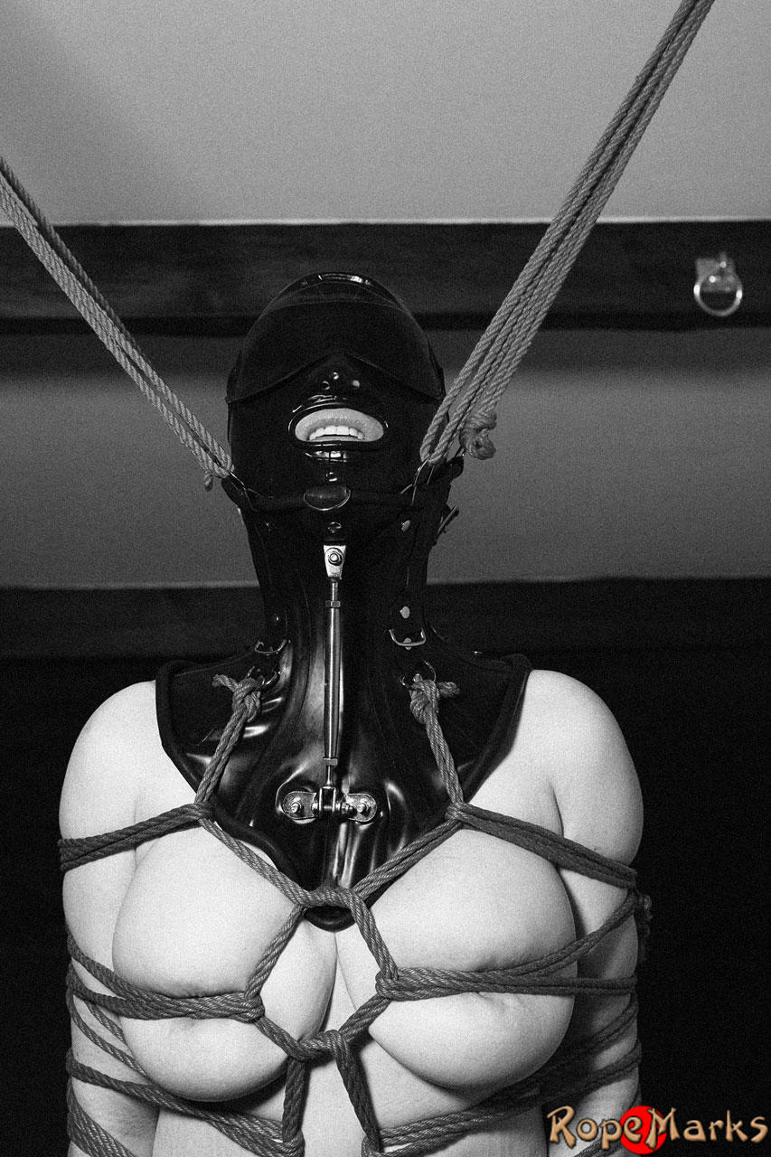 Hooded model Amely is tied and suspended by ropes in an attic setting foto pornográfica #424921120 | Club RopeMarks Pics, Amely, Bondage, pornografia móvel