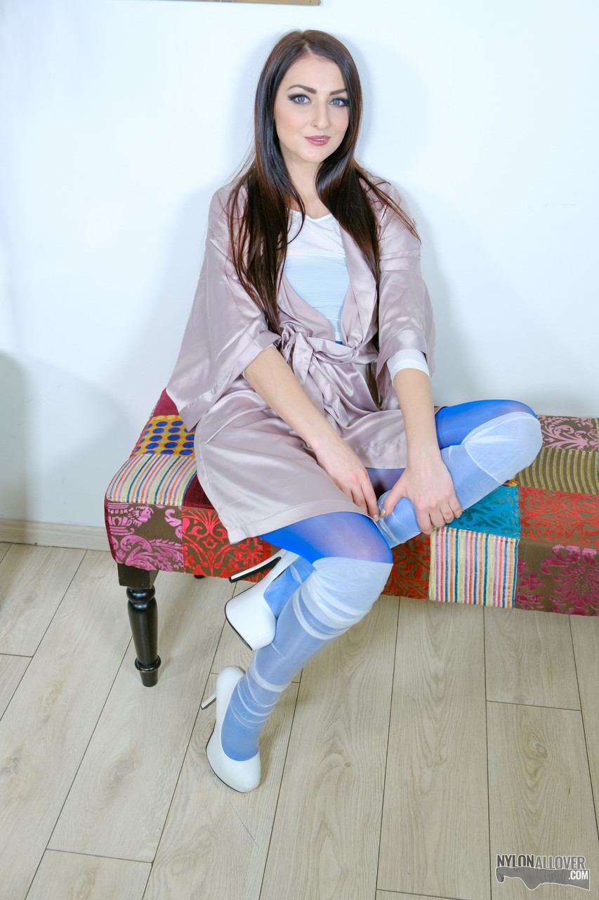Pretty girl Katy Rose supports a huge strapon while wearing a lot of nylons 色情照片 #426577489 | Nylon All Over Pics, Katy Rose, Strapon, 手机色情