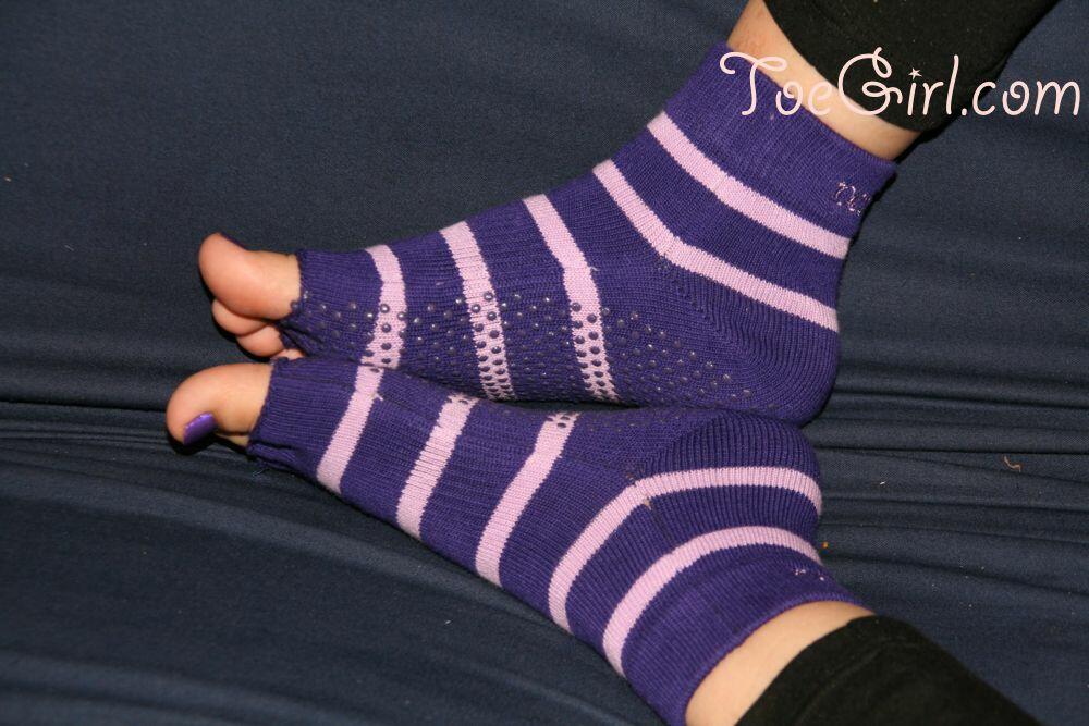 Caucasian female displays her painted toenails in toeless socks 포르노 사진 #426657157 | Footsees Pics, Feet, 모바일 포르노