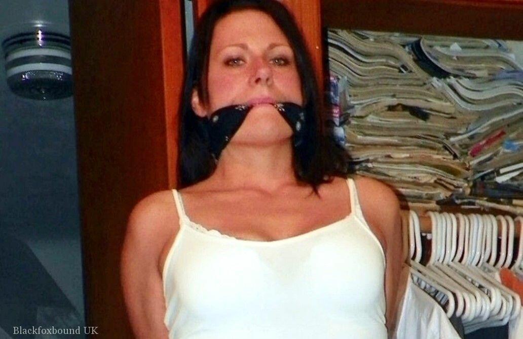 Brunette chick is blindfolded and gagged while her arms & legs are restrained porno fotky #422610588 | Black Fox Fetish Pics, Bondage, mobilní porno