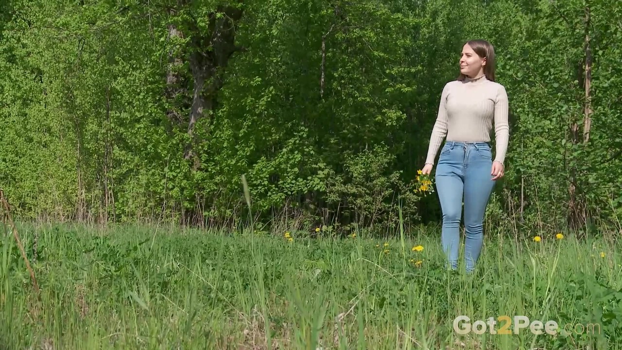 Solo girl Nastya pulls down tight jeans to pee on an old pad in a field порно фото #426379111 | Got 2 Pee Pics, Nastya, Jeans, мобильное порно