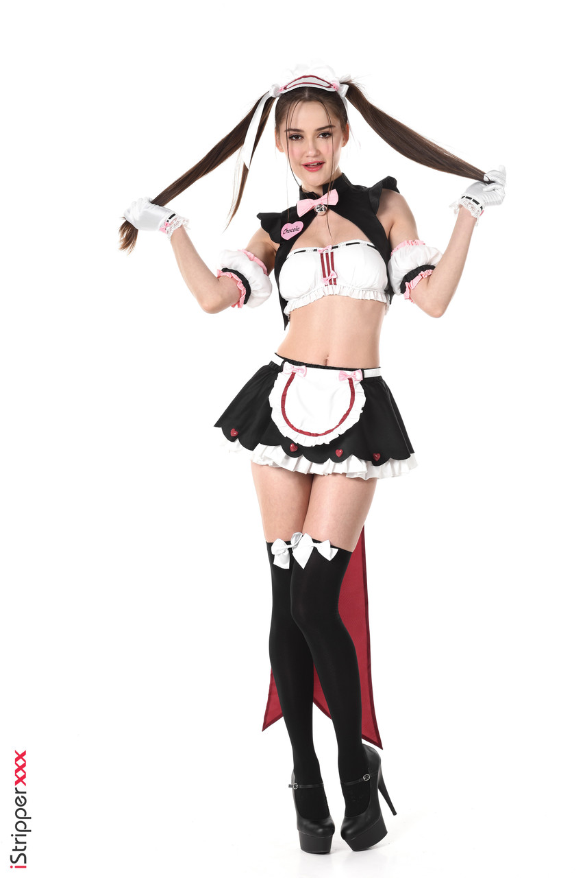 Cute girl Sonya Blaze models naughty maid apparel before dildoing her pussy 色情照片 #423085417