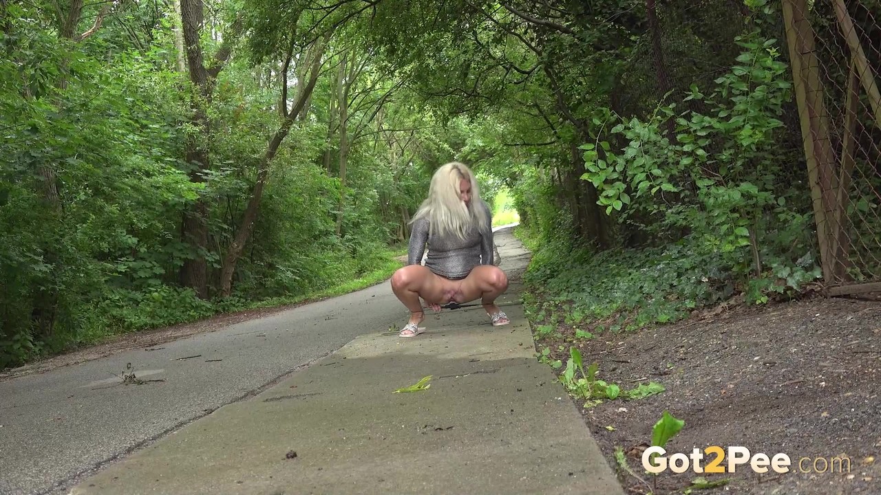 Blonde girl Caroli squats before pissing on a paved road lined with trees 포르노 사진 #427351610 | Got 2 Pee Pics, Caroli, Pissing, 모바일 포르노