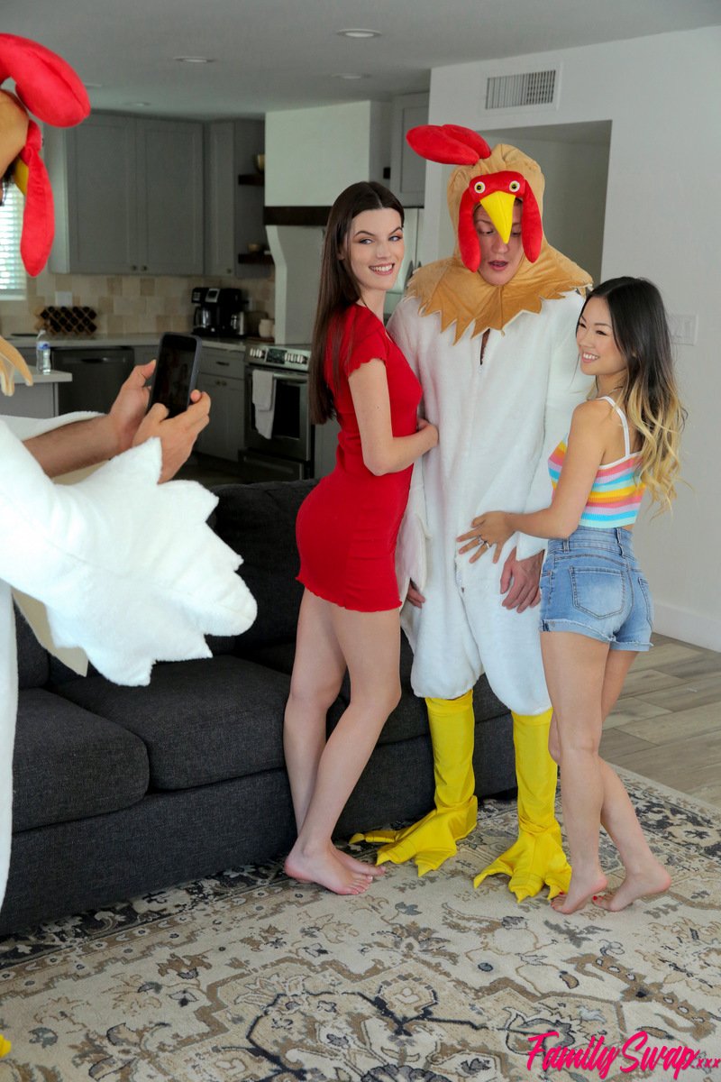 Fiona Frost and Lulu Chu get on top of men wearing chicken costumes порно фото #424359098