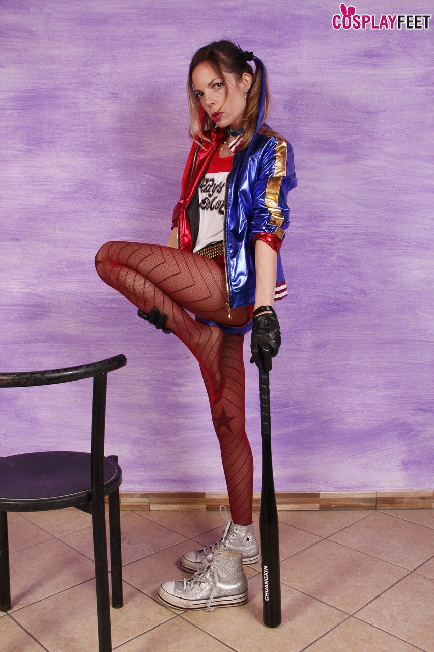 Solo model Mermaid removes high top sneakers while wearing a cosplay outfit ポルノ写真 #425302558