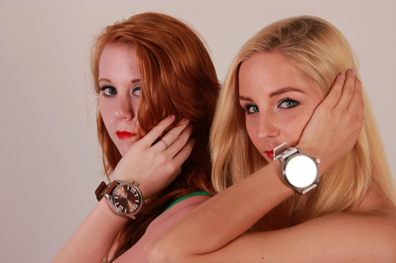Lesbian girls Eva and Amanda display their Oozoo watches while fully clothed foto porno #424746078
