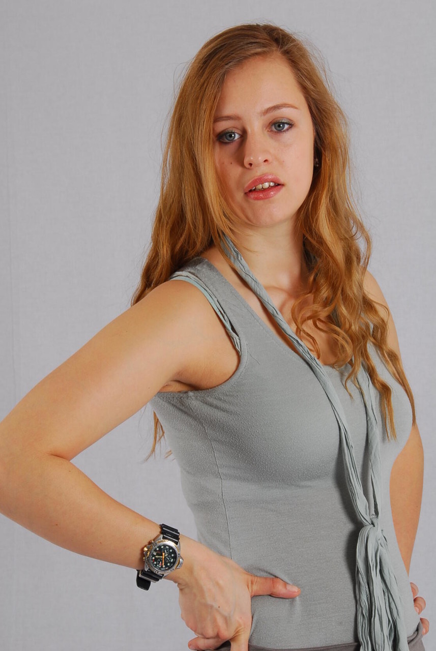 Pretty redhead Jennifer displays her Citizen diver's watch while fully clothed foto porno #425552618 | Watch Girls Pics, Jennifer, Redhead, porno ponsel