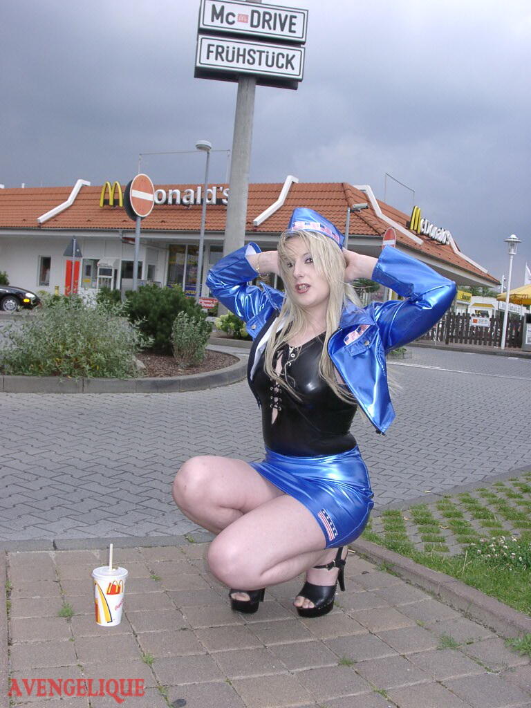 Natural blonde Avengelique goes about her daily business in a latex dress porno fotoğrafı #427042299 | Rubber Tits Pics, Avengelique, Latex, mobil porno