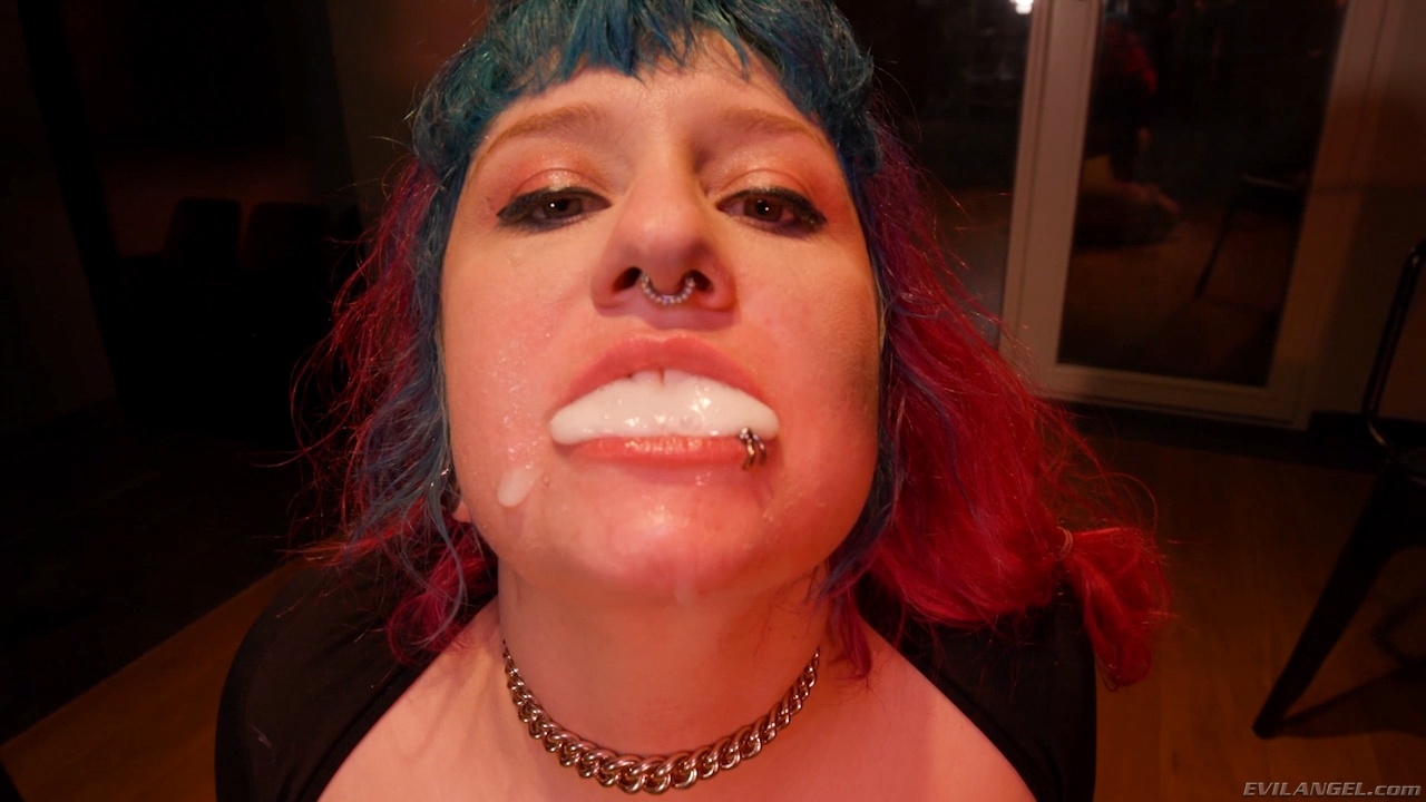 Busty fatty Proxy Paige sports a mouthful of sperm after a gangbang foto porno #422620392