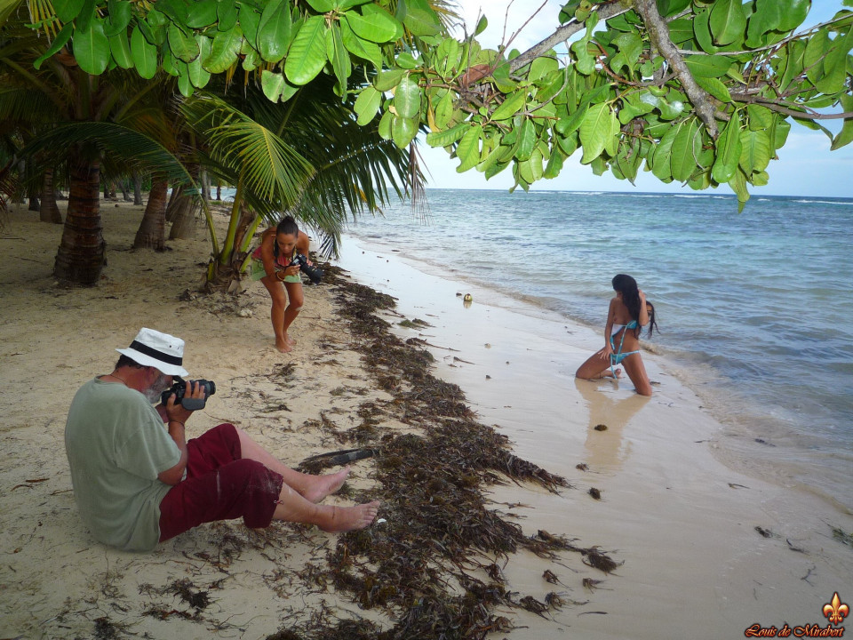 Swimsuit models Melisa Mendini and Marie go topless on a tropical beach 포르노 사진 #427443562 | Louis De Mirabert Pics, Corail, Melisa Mendini, Marie, Beach, 모바일 포르노