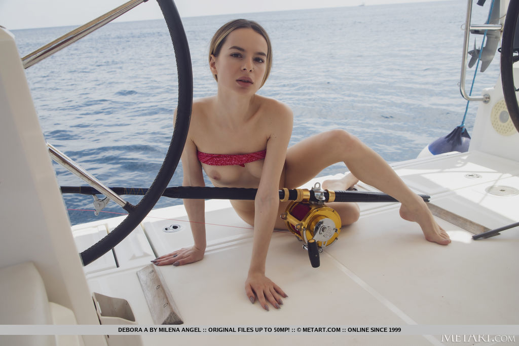 Skinny young girl Debora A gets naked while deep-sea fishing 포르노 사진 #425340913