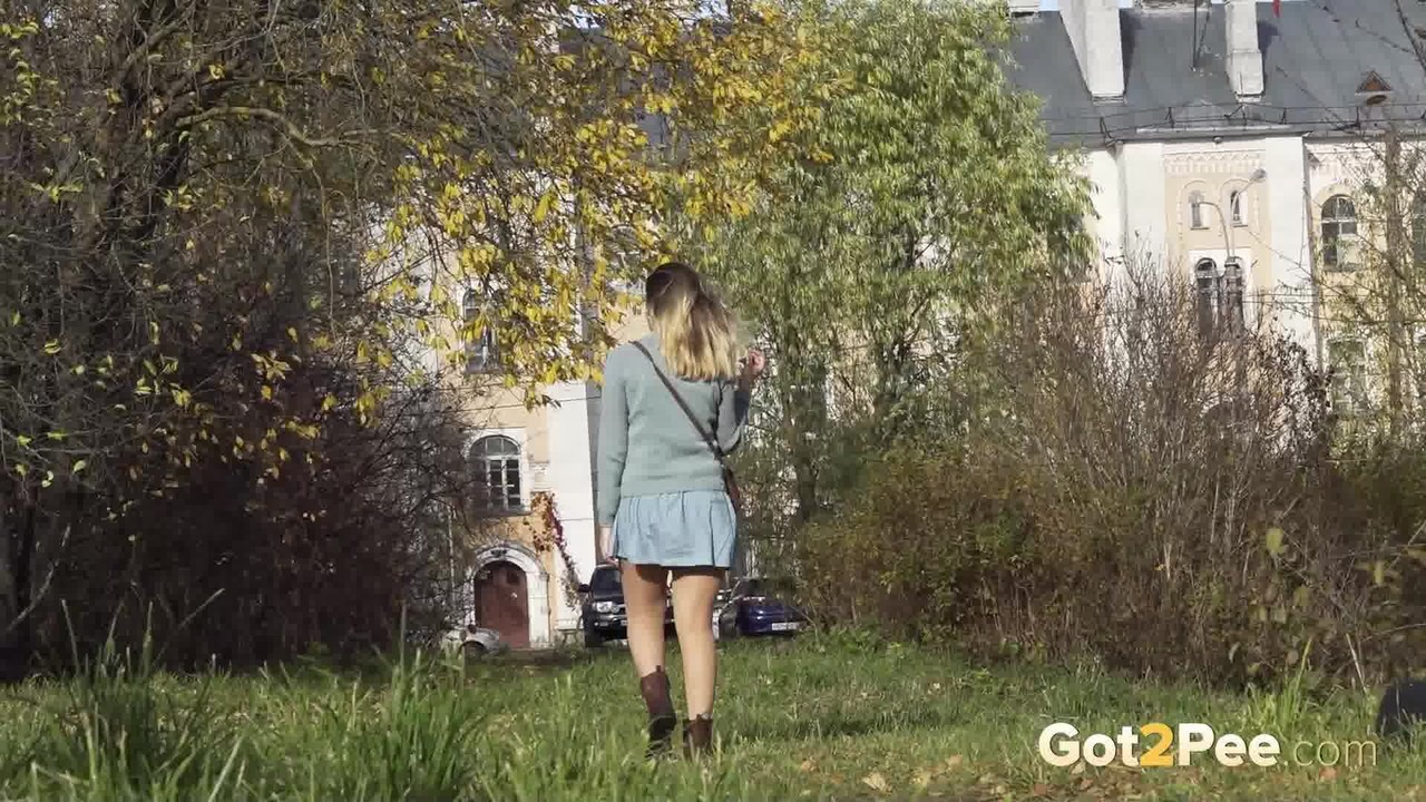 White girl Diana ducks behind some bushes before peeing on a lawn porn photo #428780138 | Got 2 Pee Pics, Diana, Pissing, mobile porn