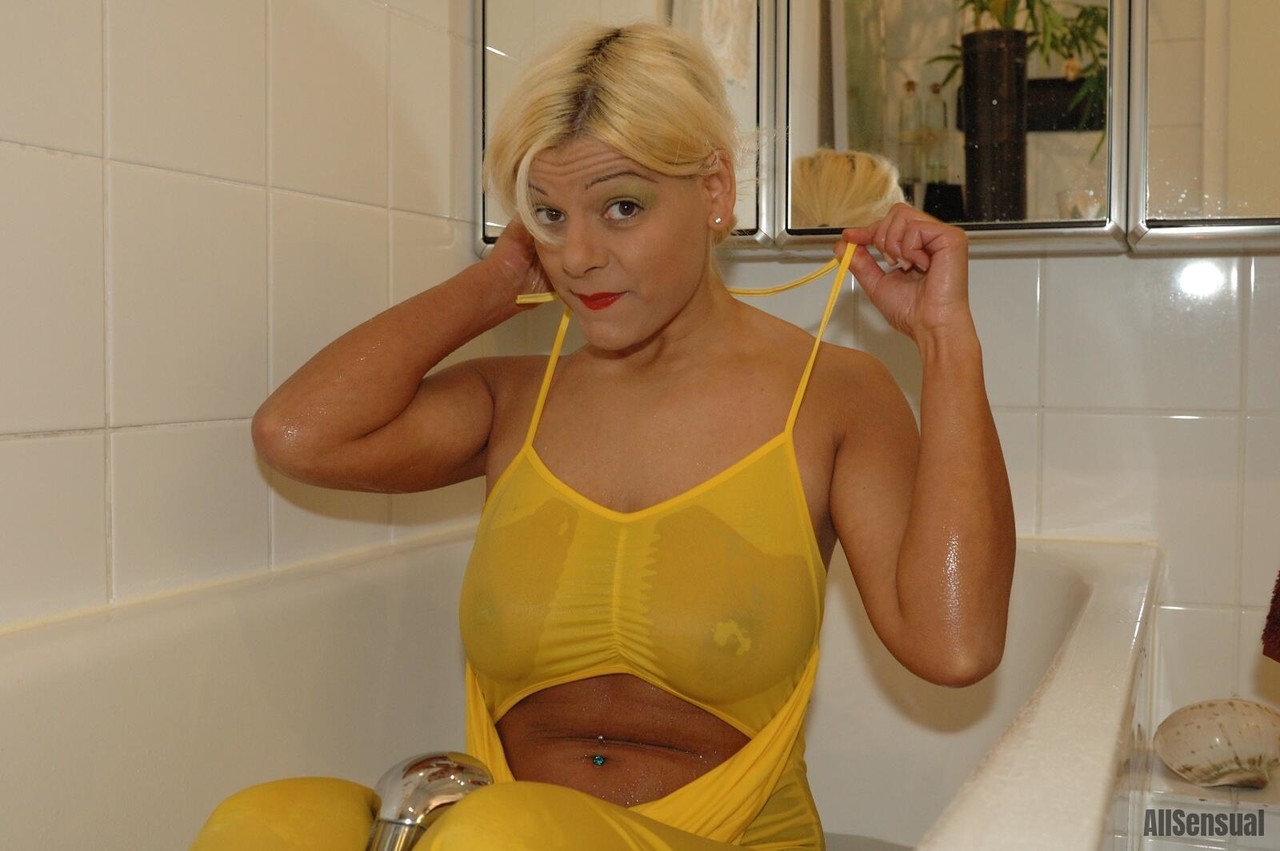 Blonde amateur Martina takes off a yellow jumpsuit while bathing порно фото #427505612 | All Sensual Pics, Martina, Wet, мобильное порно