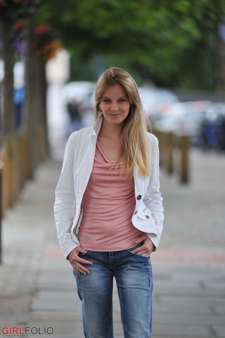 Beautiful blonde Rose fondles her nice tits after a stroll in public 色情照片 #428560564 | Girl Folio Pics, Rose, Jeans, 手机色情