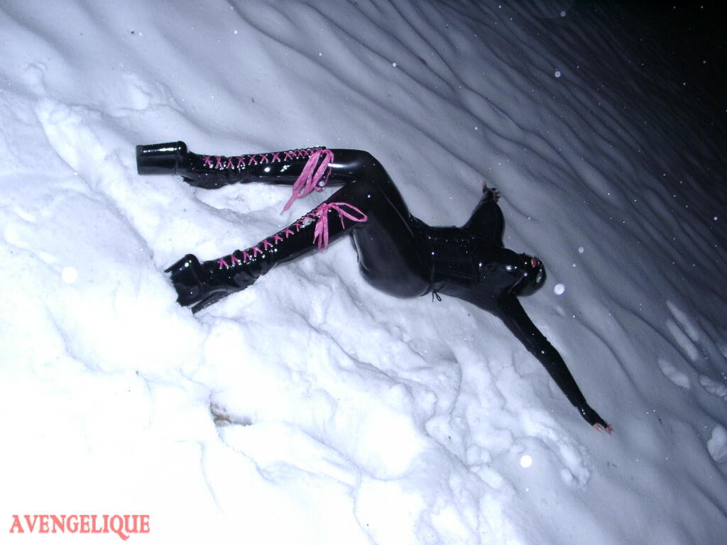 Rubber Tits Snow AngelLatex,Outdoors foto porno #427983749 | Rubber Tits Pics, Avengelique, Latex, porno ponsel