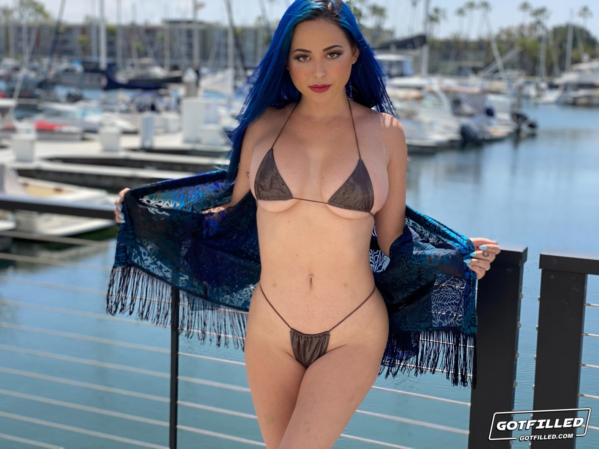 Eve Marlowe models a bikini at a marina before a hardcore fuck foto porno #422715885